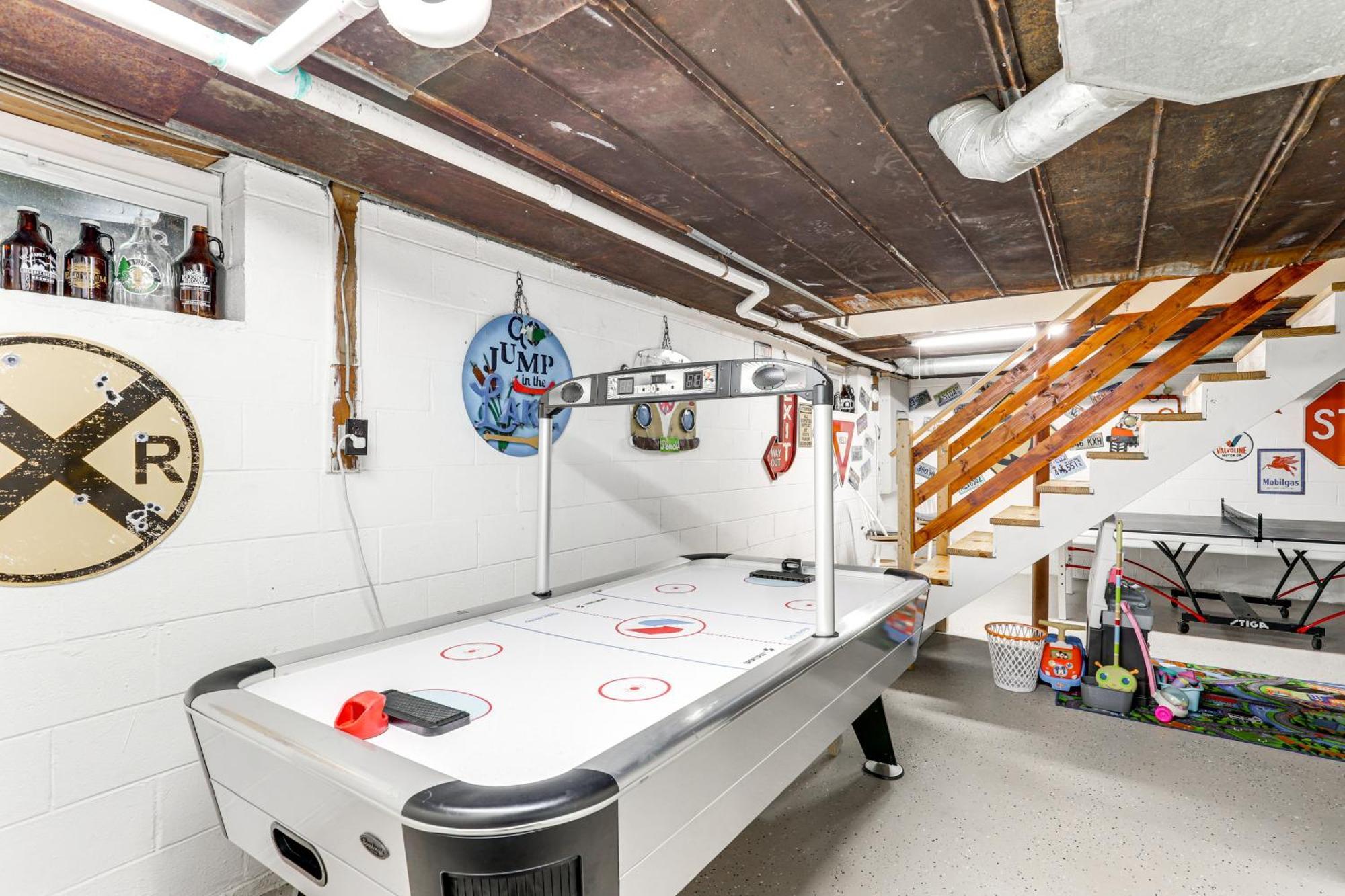 Updated Marshall Home With Fire Pit And Game Room! Екстериор снимка